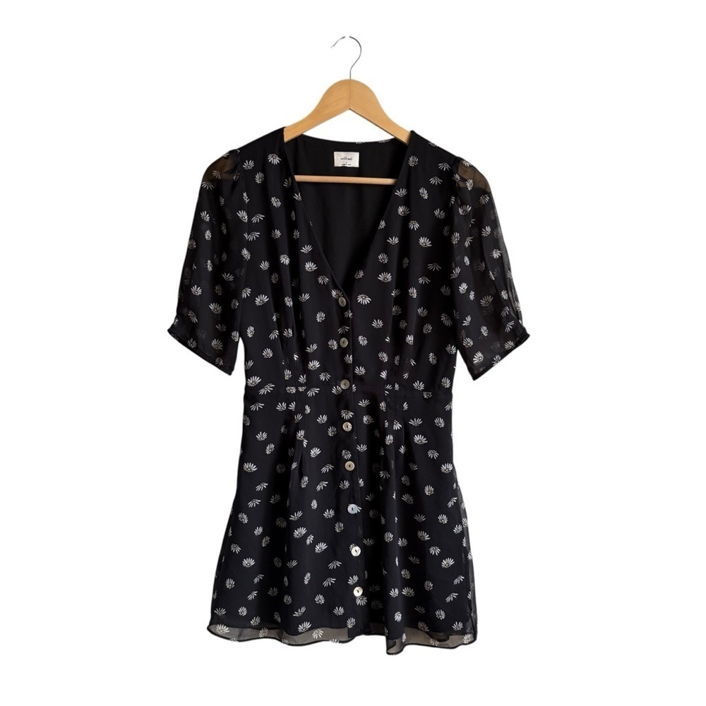 Aritzia Wilfred New Button Front Dress Size 4 Daisies Black White Floral - Picture 2 of 12